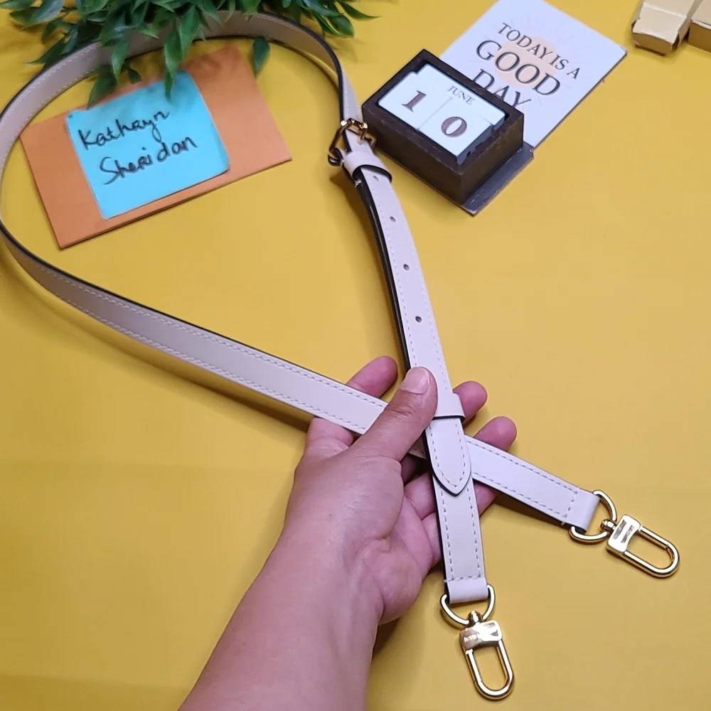 BNEW UNUSED LOUIS VUITTON OFF WHITE ADJUSTABLE CROSSBODY LEATHER STRAP GOLD HW - Picture 10 of 10